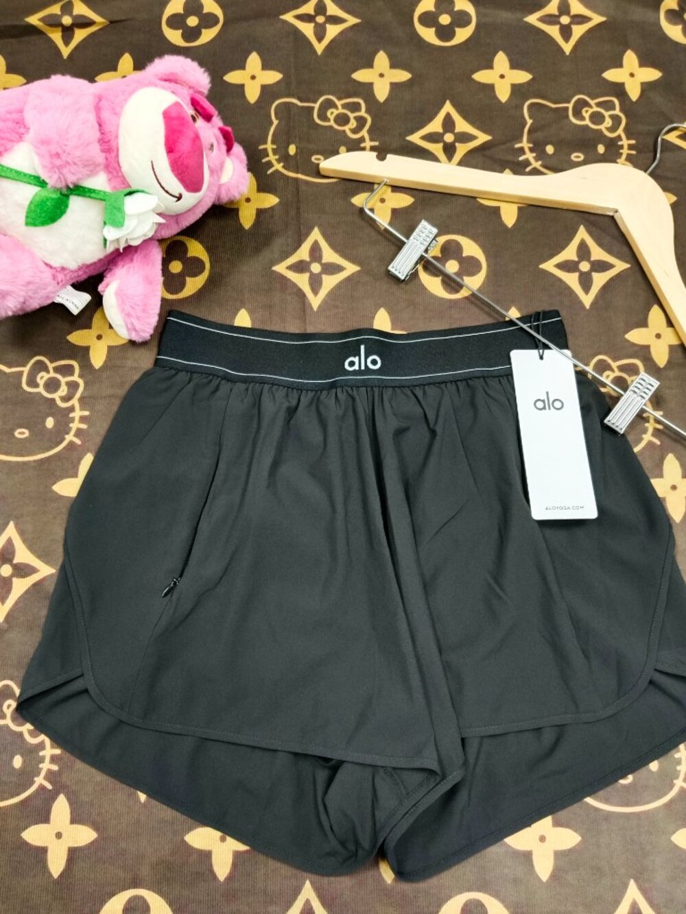 🧊Alo Yoga Black Match Point Short😻 Leg‑Lengthening/Non‑restrictive/NWT